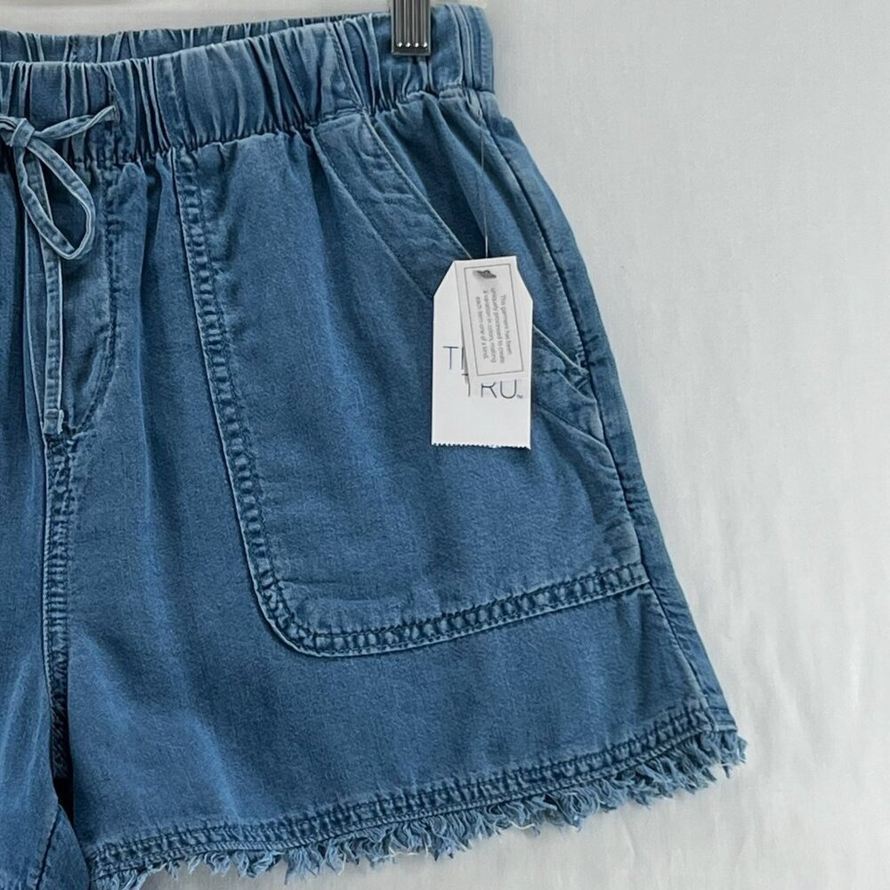 Time & Tru Denim Shorts Size XS High Rise Pull-on Stretch Frayed Hem Medium Wash - Picture 5 of 10